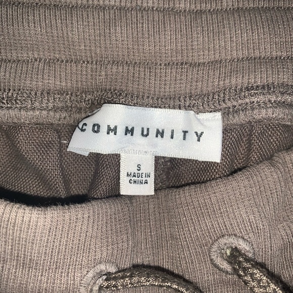 Community joggers - Picture 2 of 2